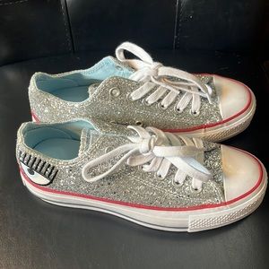 Like new worn once size 3 1/2 womens size 5